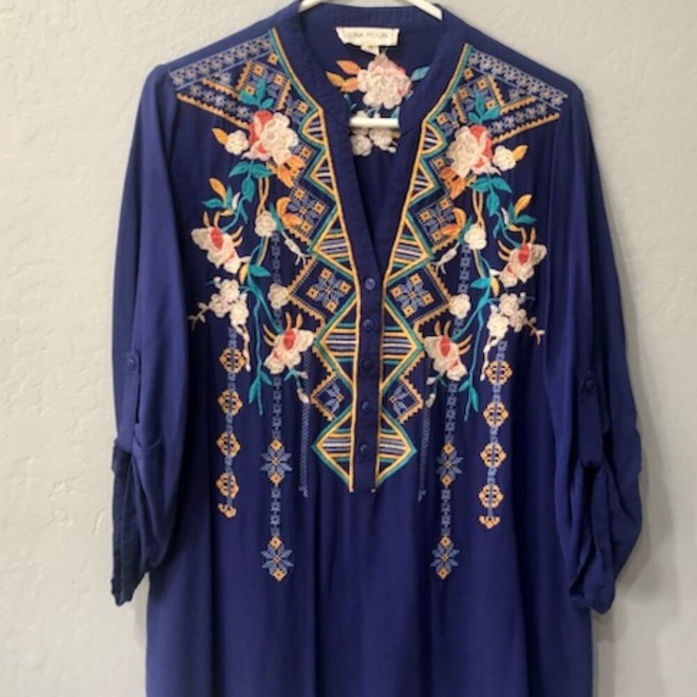 Embroidered tunic top